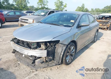 2015 Chrysler 200 S z USA, uszkodzony, nr VIN 1C3CCCBB4FN754930